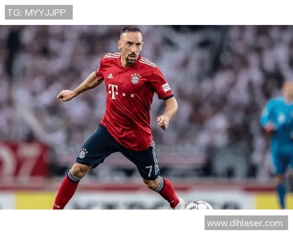 足球球星常吃的能量棒揭秘 运动员饮食背后的能量秘密与选择分析